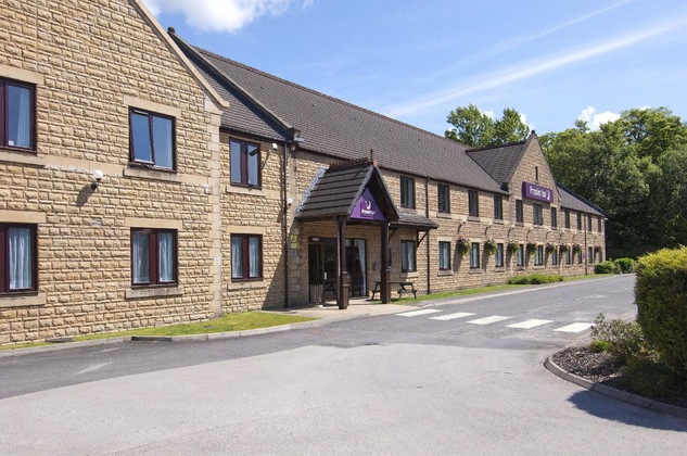 Gallery - Premier Inn Burnley