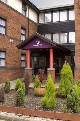 Gallery - Premier Inn Livingston (M8