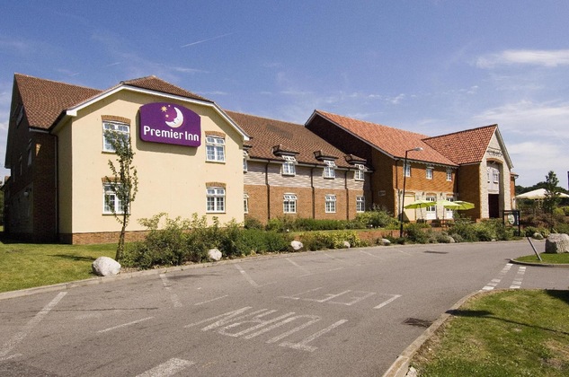 Gallery - Premier Inn Petersfield