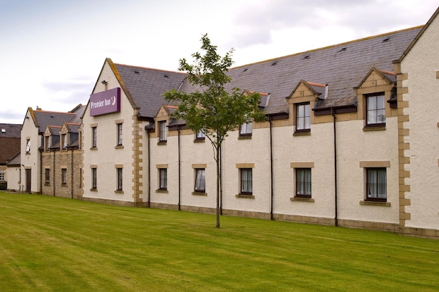 Gallery - Premier Inn Dundee East