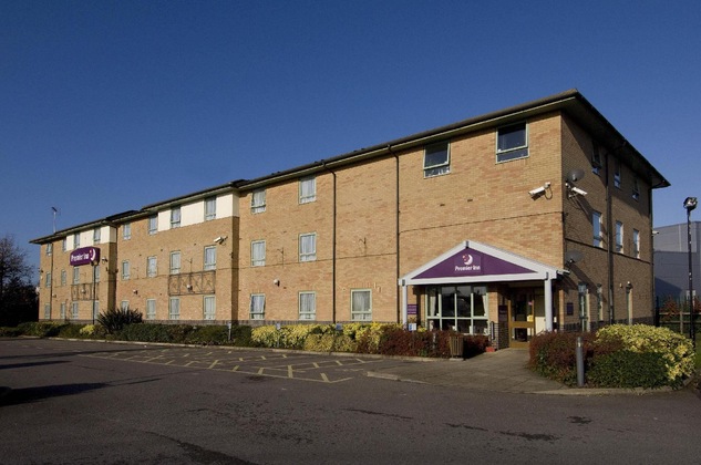Gallery - Premier Inn Ashford Central