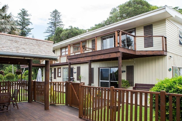 Gallery - Hideaway Retreat