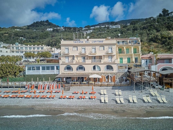 Gallery - Taverna Del Capitano
