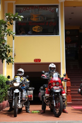 Gallery - Golden House International Hotel
