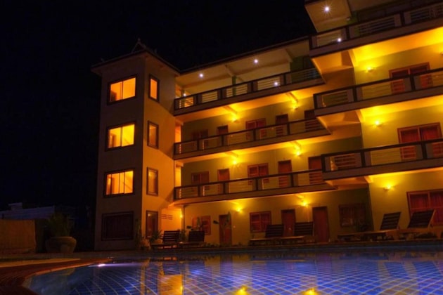 Gallery - Two Moons Hotel