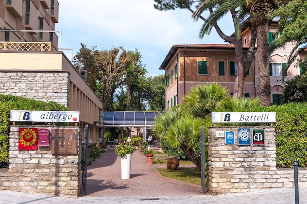 Gallery - Albergo Battelli - Adults Only