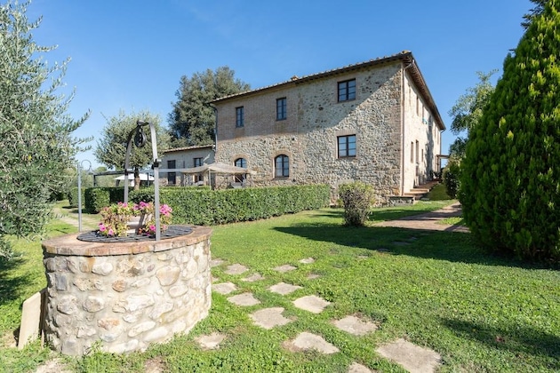 Gallery - Le Rocche Di Valiano