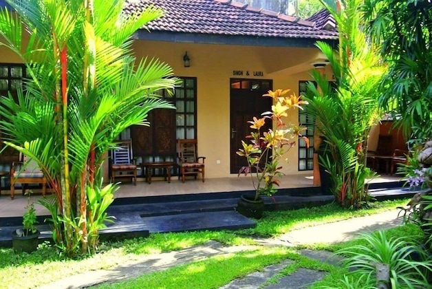 Gallery - Hotel Flower Garden