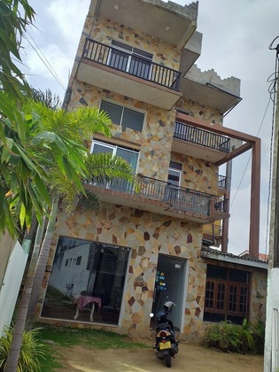 Gallery - Rani Inn