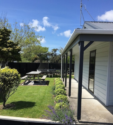 Gallery - Lockwood Manor Motel