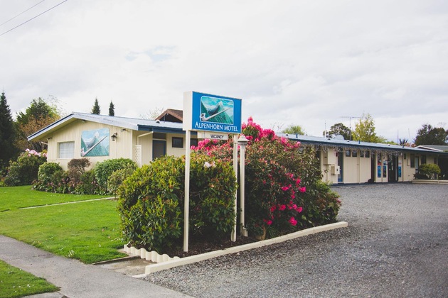 Gallery - Alpenhorn Motel