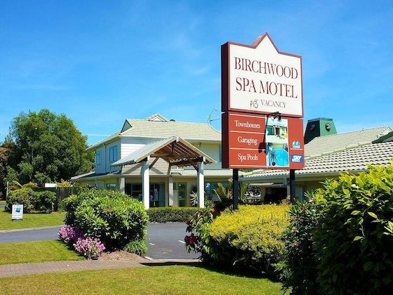 Gallery - Birchwood Spa Motel