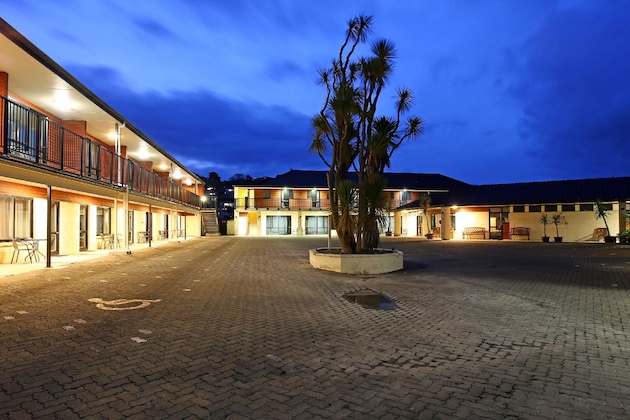 Gallery - Heritage Court Lodge