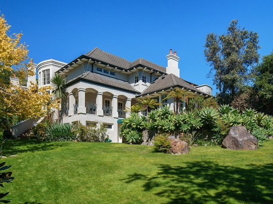 Gallery - Greenmantle Estate Hotel