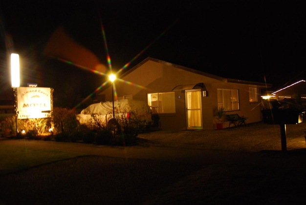 Gallery - Almond Court Motel