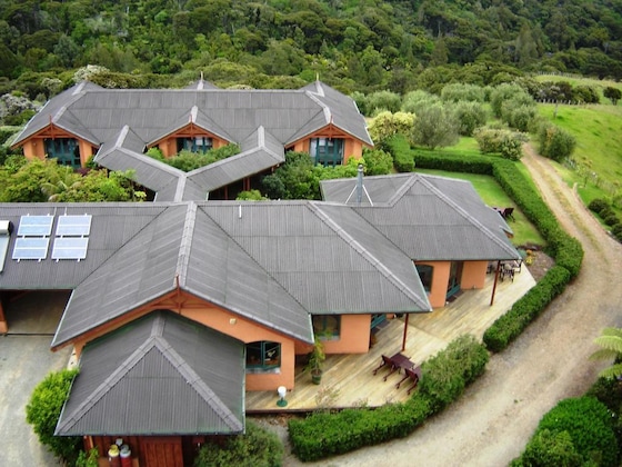 Gallery - Earthsong Lodge