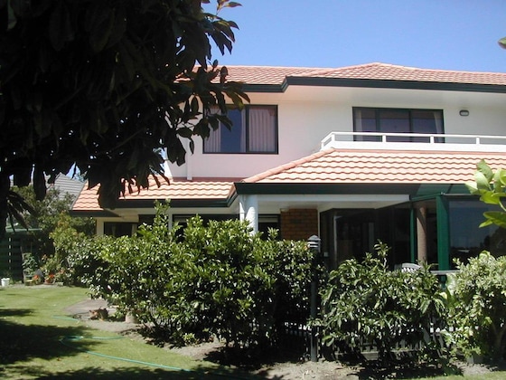 Gallery - Crestwood Bed & Breakfast