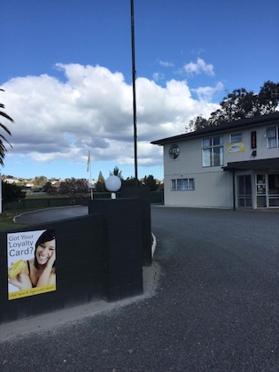 Gallery - Thornton Lodge Motel
