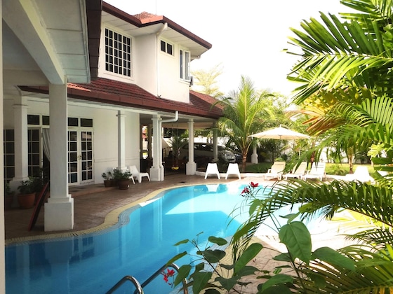 Gallery - Rumah Putih Near Klia & Xiamen University