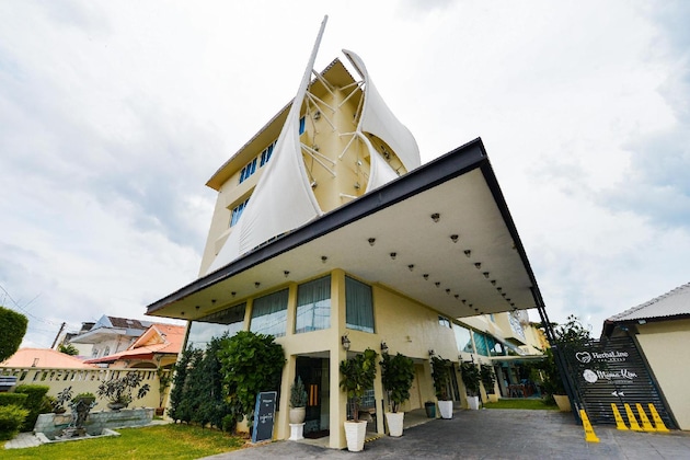 Gallery - The Settlement Hotel