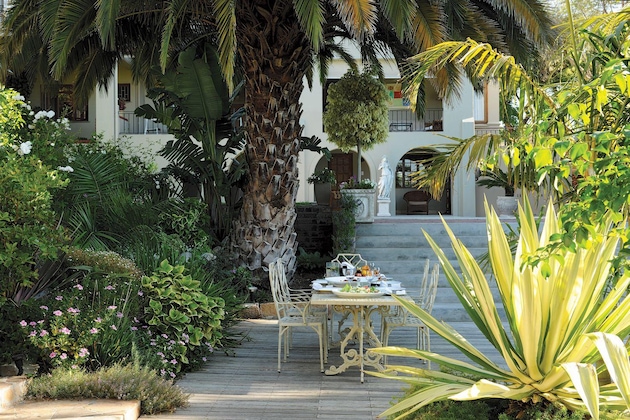 Gallery - The Clarendon-Fresnaye