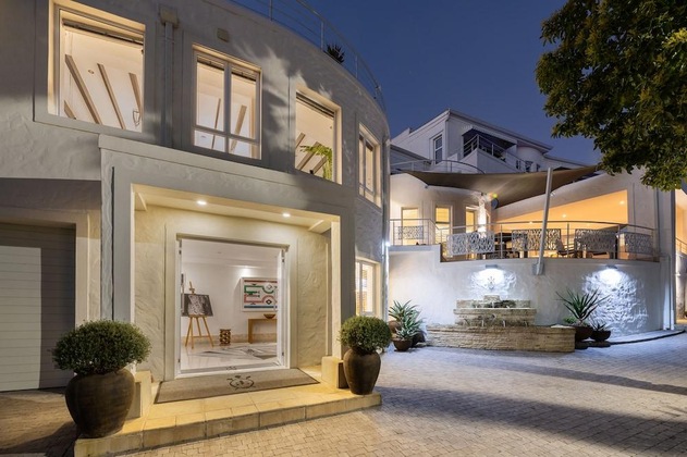 Gallery - Villa Afrikana Guest Suites