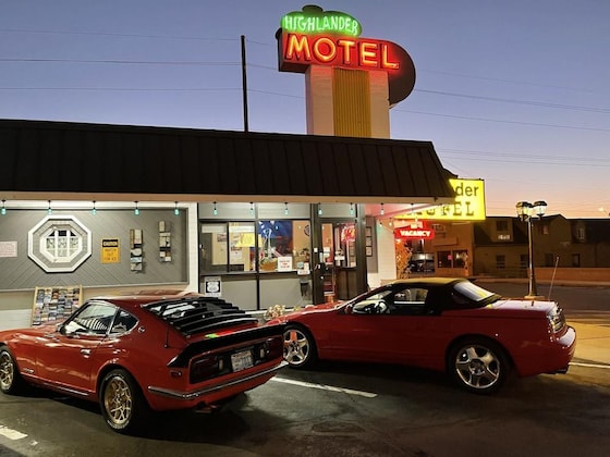 Gallery - Highlander Motel