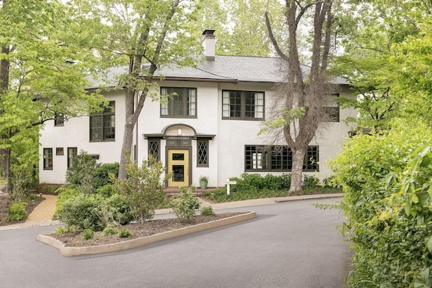 Gallery - Oakhurst Inn