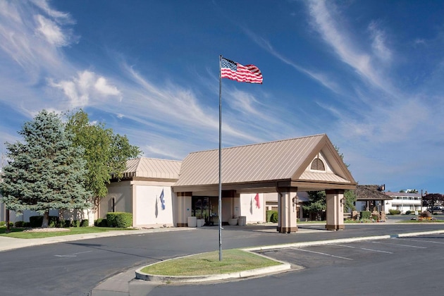 Gallery - Ramada By Wyndham Provo