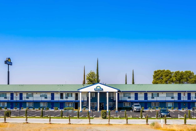 Gallery - Days Inn By Wyndham Red Bluff