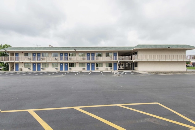 Gallery - Motel 6 Kansas City North - Airport
