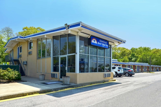 Gallery - Americas Best Value Inn Smithtown Long Island
