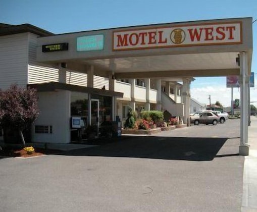 Gallery - Motel West