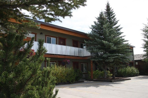 Gallery - Moose Creek Inn