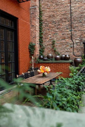 Gallery - The Mercer