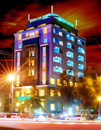 Gallery - Green Hotel
