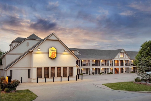 Gallery - Super 8 By Wyndham City Of Moore