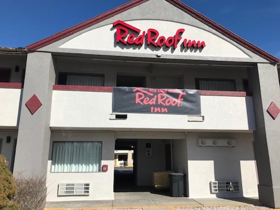Gallery - Red Roof Inn Somerset, Pa