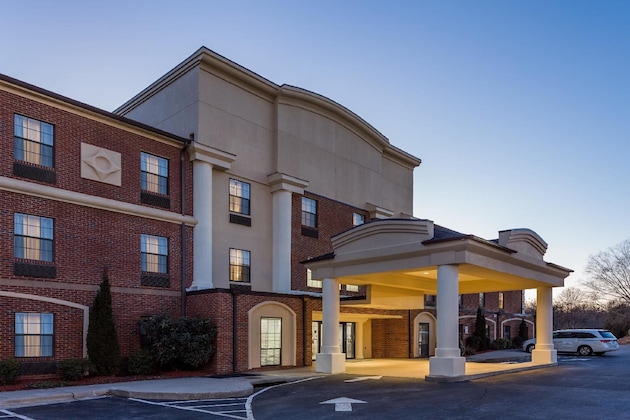 Gallery - Wingate By Wyndham High Point