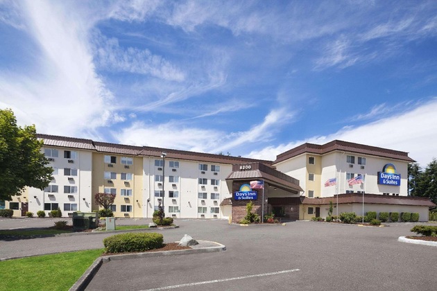Gallery - Days Inn By Wyndham Lacey Olympia Area