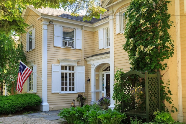 Gallery - Devonfield Inn B&B