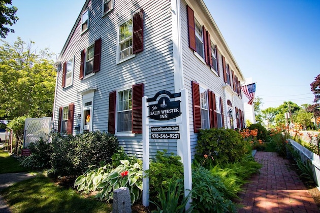 Gallery - Sally Webster Inn