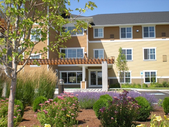 Gallery - Ledgestone Hotel