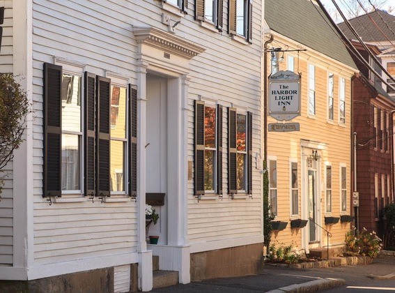 Gallery - Harbor Light Inn