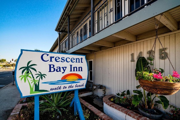 Gallery - Crescent Bay Inn