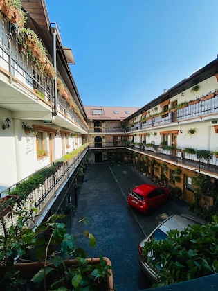 Gallery - Hotel Hanul Fullton