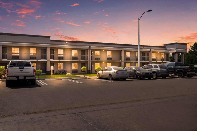 Gallery - Clarion Inn & Suites Russellville I-40
