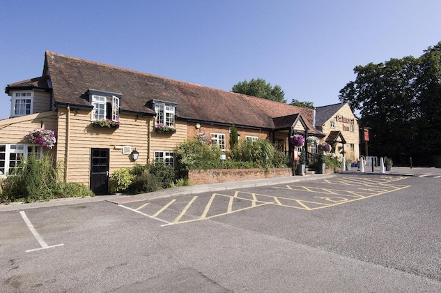 Gallery - Premier Inn Southampton North