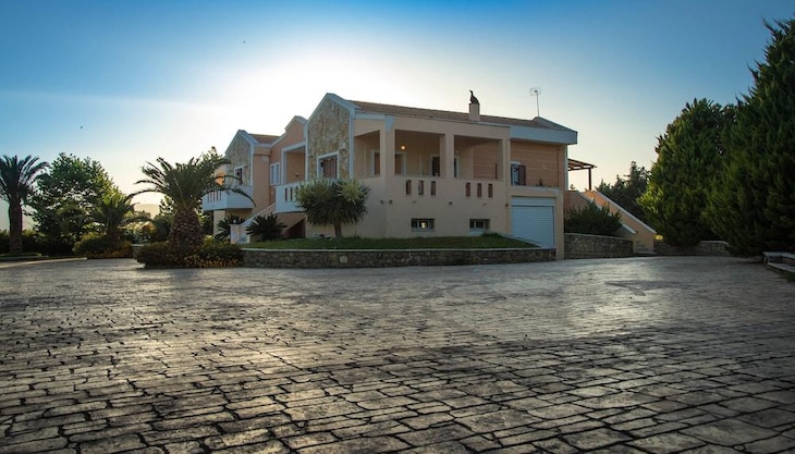 Gallery - Leone Luxury Villa Giota