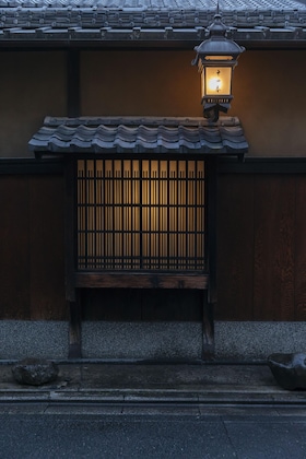 Gallery - Toshiharu Ryokan